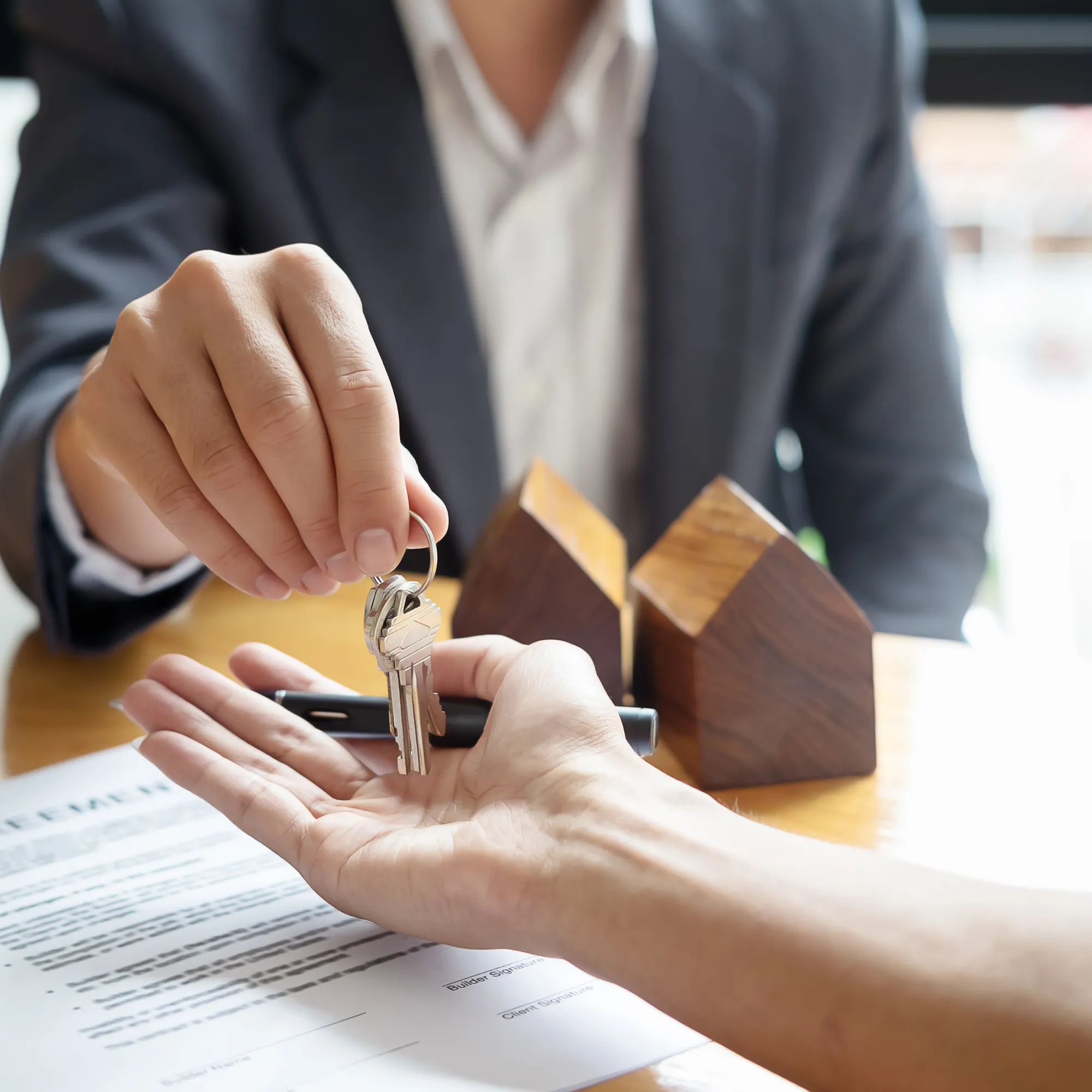 Mua - bán, chuyển nhượng bất động sản