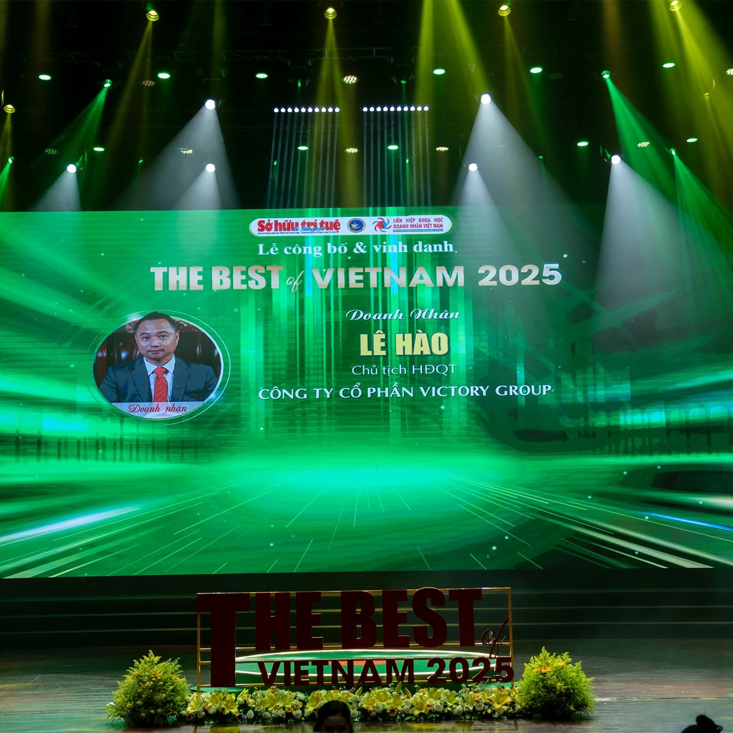 Doanh Nhân Lê Hào - Chủ Tịch Victory Group Ghi Dấu Ấn Với Giải Thưởng “Lãnh Đạo Xuất Sắc 2025”