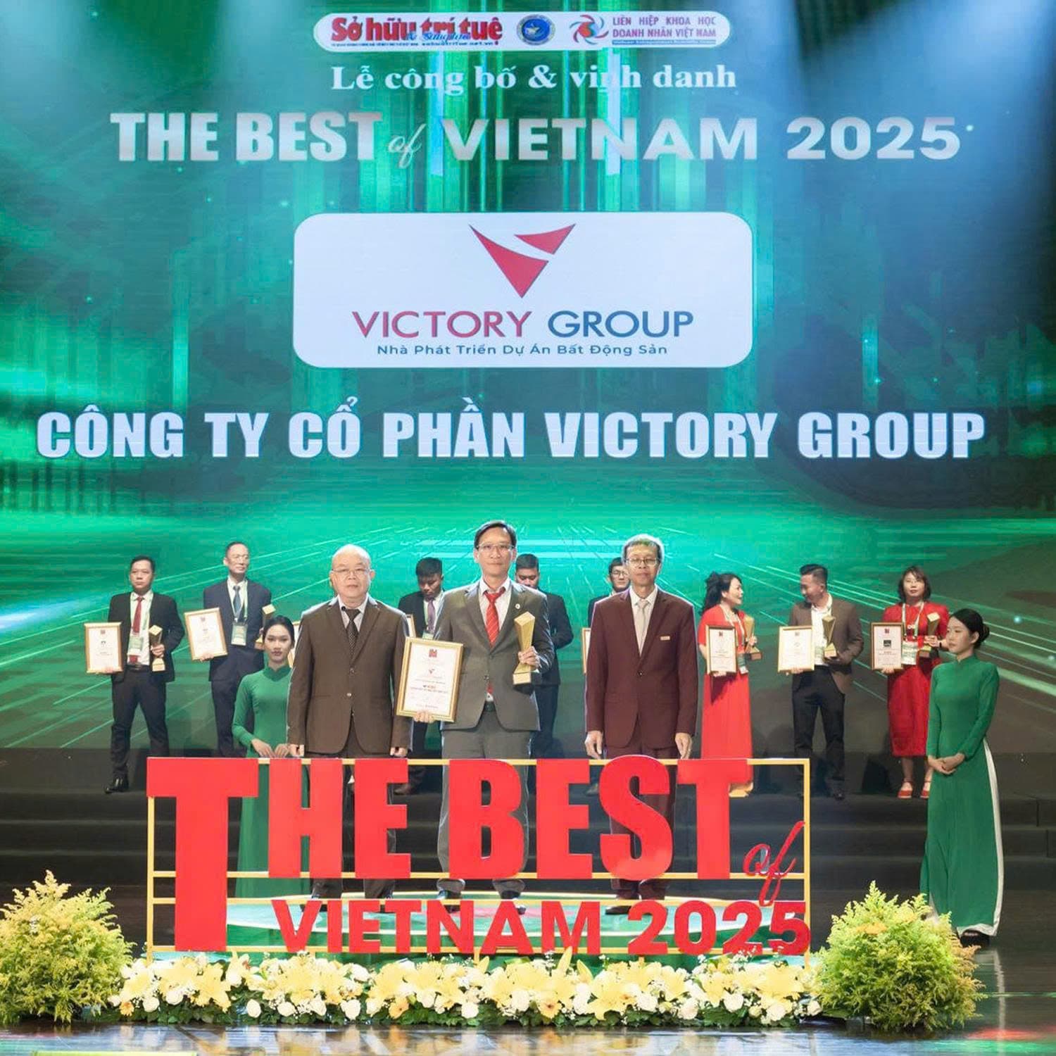 Victory Group Vinh Dự Nhận Giải Thưởng "Top 10 Thương Hiệu Tốt Nhất Việt Nam 2025"
